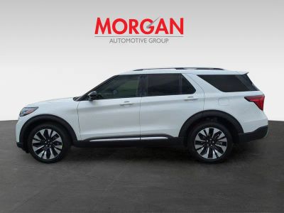 2026 Ford Explorer — photo 8 view