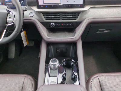 2026 Ford Explorer — photo 21 view