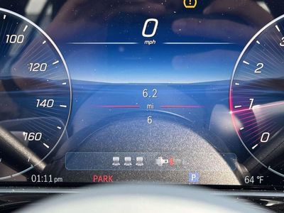 2026 Mercedes-Benz E-Class - Photo 2