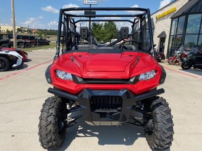 2025 Honda PIONEER 1000-6 DLX CREW DELUXE - Photo 3