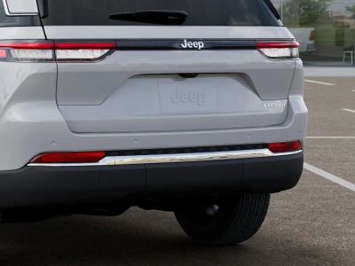 2026 Jeep Grand Cherokee — photo 13 view