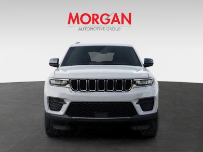2026 Jeep Grand Cherokee — engine compartment view