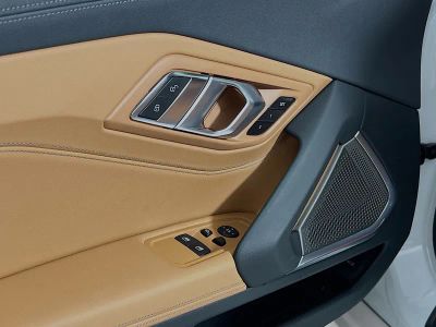 2025 BMW Z4 — photo 14 view