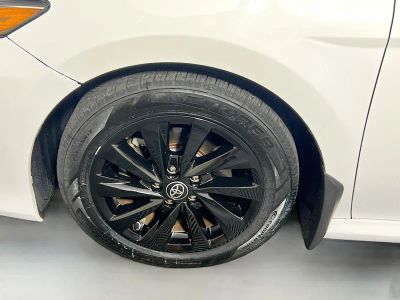 2021 Toyota Camry — photo 11 view