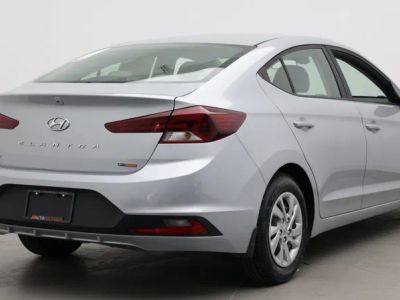 2020 Hyundai Elantra — engine compartment view
