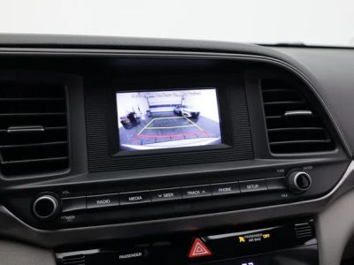 2020 Hyundai Elantra — photo 14 view