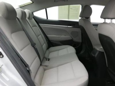 2020 Hyundai Elantra — photo 27 view