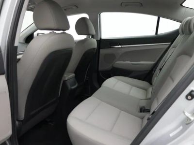 2020 Hyundai Elantra — photo 19 view