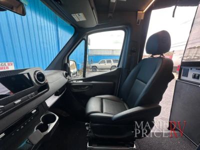 2021 Winnebago Revel - Photo 17