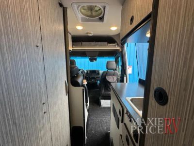 2021 Winnebago Revel - Photo 22