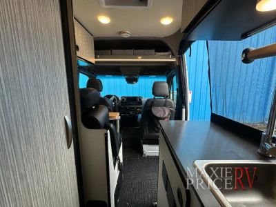 2021 Winnebago Revel - Photo 23