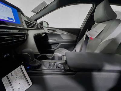 2025 Toyota Camry — photo 22 view