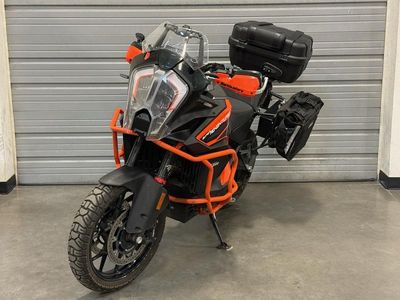 2022 KTM 1290 Super Adventure S - Photo 2