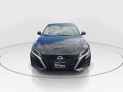 2024 Nissan Altima — side profile view