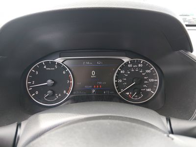 2024 Nissan Altima — photo 14 view
