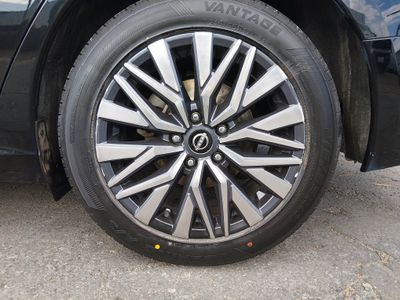 2024 Nissan Altima — photo 10 view