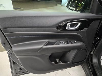 2026 Jeep Compass — photo 13 view