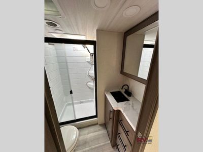 2026 Keystone RV Cougar Half-Ton — photo 32 view