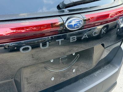 2026 Subaru Outback — photo 11 view