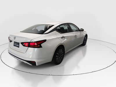 2025 Nissan Altima - Photo 7