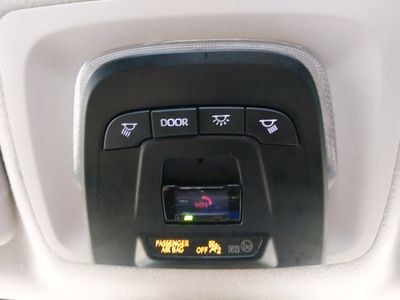 2023 Toyota Corolla — photo 20 view
