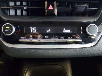 2023 Toyota Corolla — photo 18 view