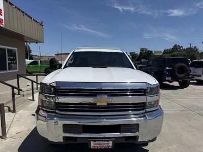 2016 Chevrolet Silverado — photo 8 view