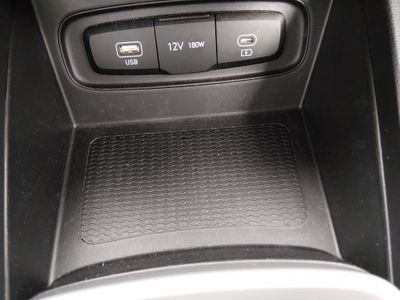 2025 Hyundai Venue — photo 17 view
