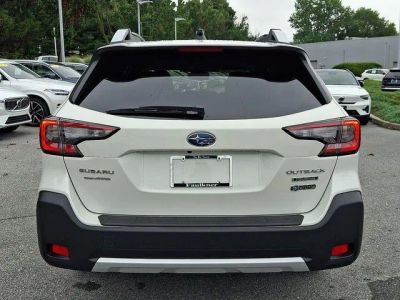 2025 Subaru Outback — detail view