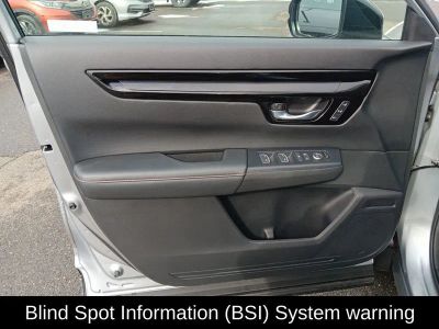 2023 Honda CR-V Hybrid Sport Touring — photo 12 view