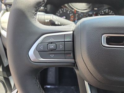 2026 Jeep Compass — photo 17 view
