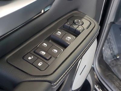 2026 Ram 1500 — photo 14 view