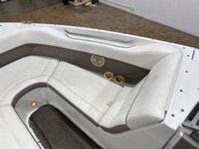 2004 Cobalt 220 - Photo 22