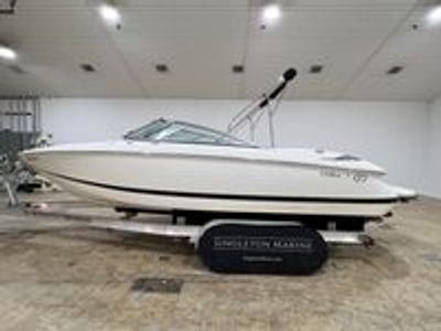 2004 Cobalt 220 - Photo 1