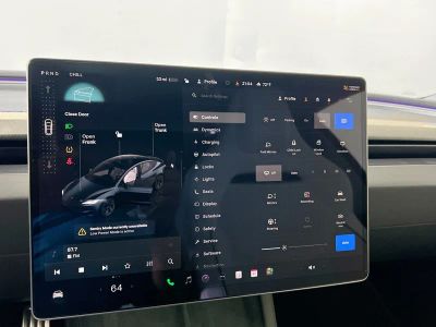 2024 Tesla Model 3 — photo 18 view