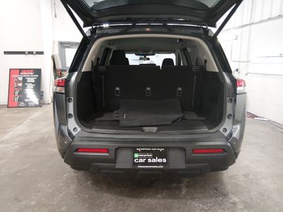2025 Nissan Pathfinder - Photo 11