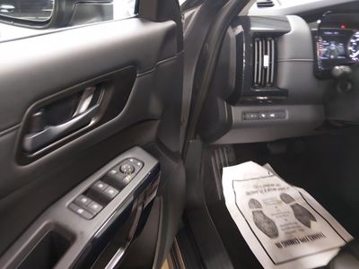 2025 Nissan Pathfinder - Photo 13