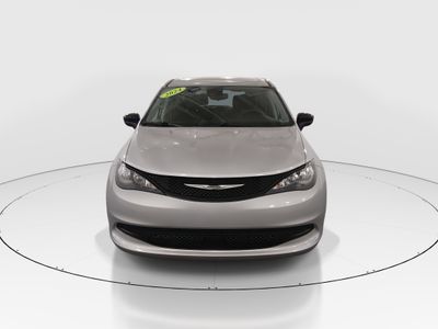 2024 Chrysler Voyager - Photo 2