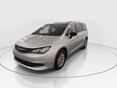 2024 Chrysler Voyager - Photo 3