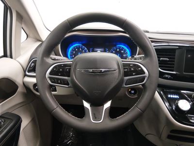 2024 Chrysler Voyager - Photo 12