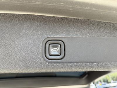 2012 Chevrolet Tahoe - Photo 25