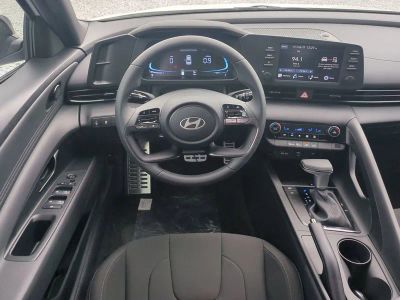 2026 Hyundai ELANTRA — photo 17 view
