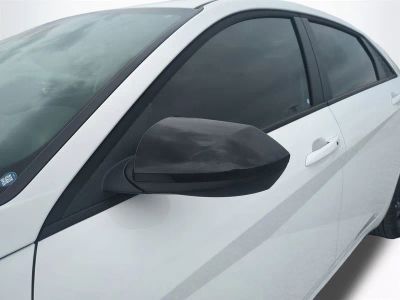 2026 Hyundai ELANTRA — photo 12 view