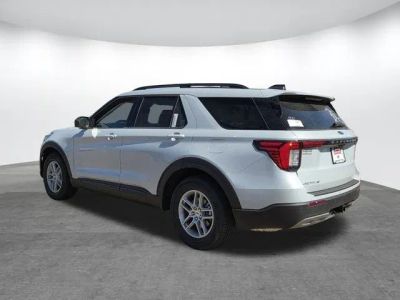 2026 Ford Explorer - Photo 4