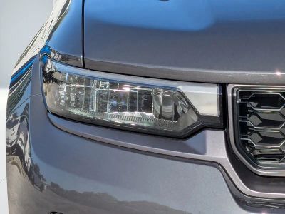 2026 Jeep Grand Cherokee — photo 9 view