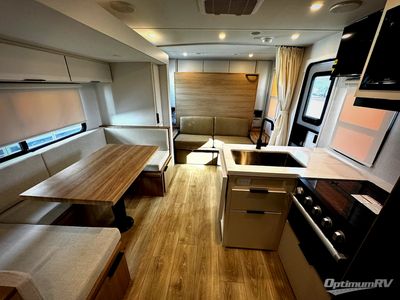 2026 Winnebago Thrive - Photo 10