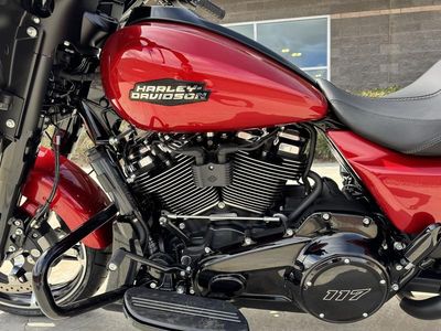 2025 Harley-Davidson FLHX - Street Glide — photo 14 view