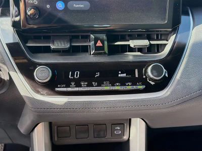 2025 Toyota Corolla Cross — photo 14 view