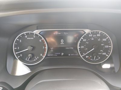 2025 Nissan Rogue - Photo 14