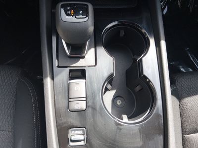 2025 Nissan Rogue - Photo 18